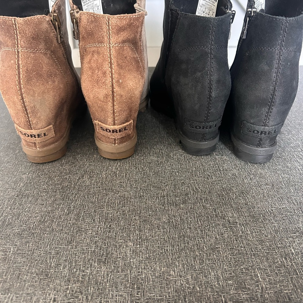 Stylish Tan and Black Ankle Boots - Picture 6 of 6